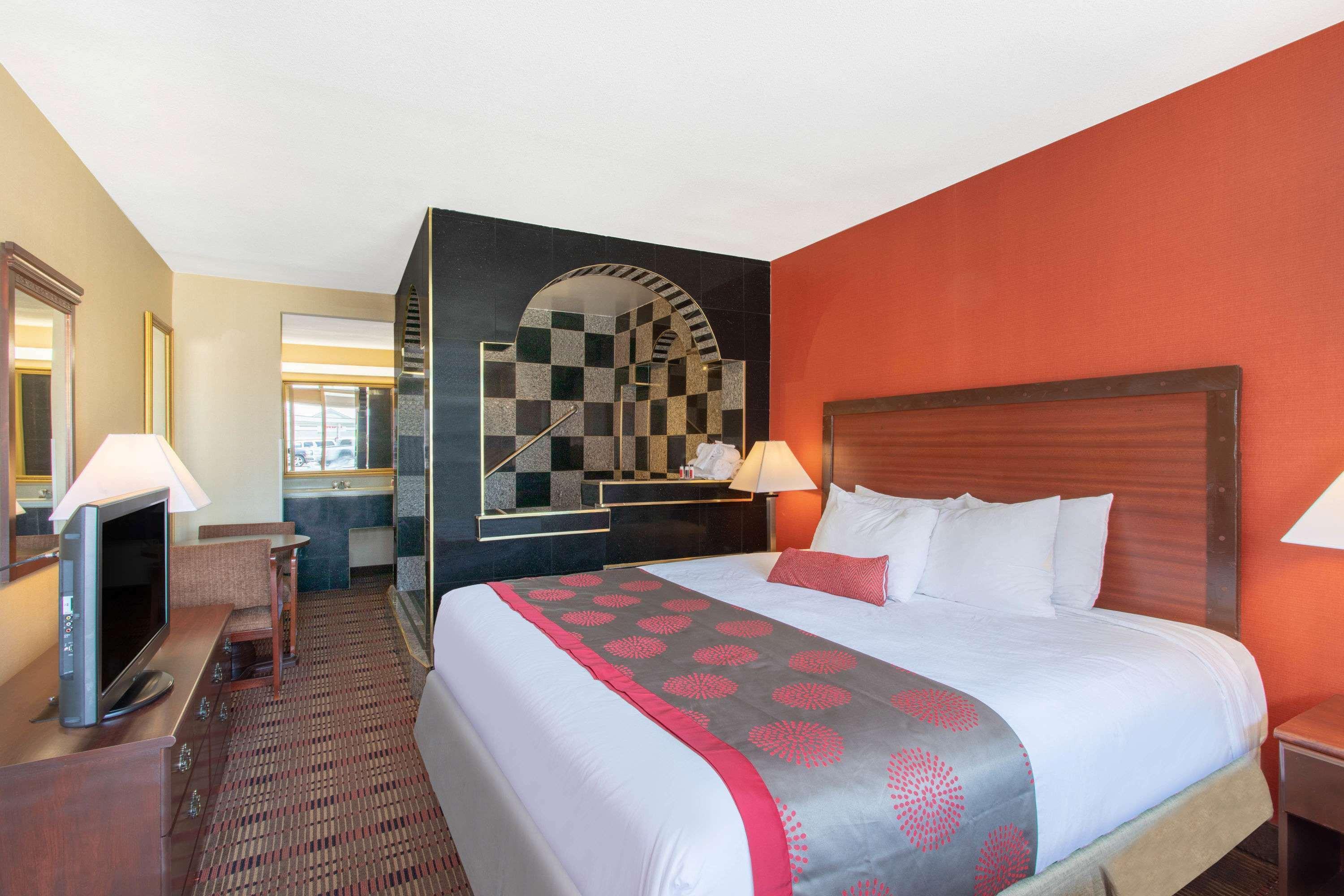 Ramada Limited Cockeysville Exteriör bild