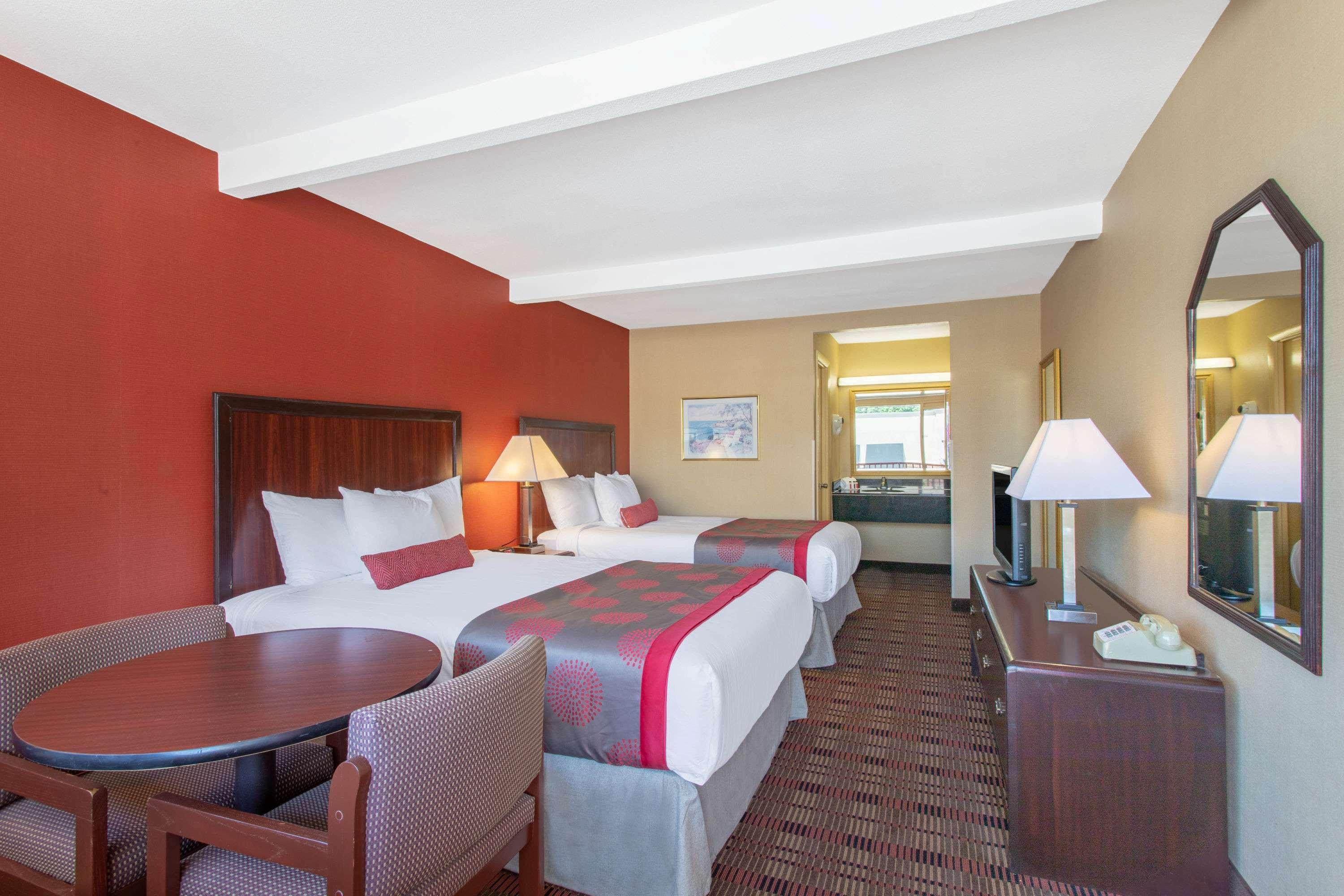 Ramada Limited Cockeysville Exteriör bild