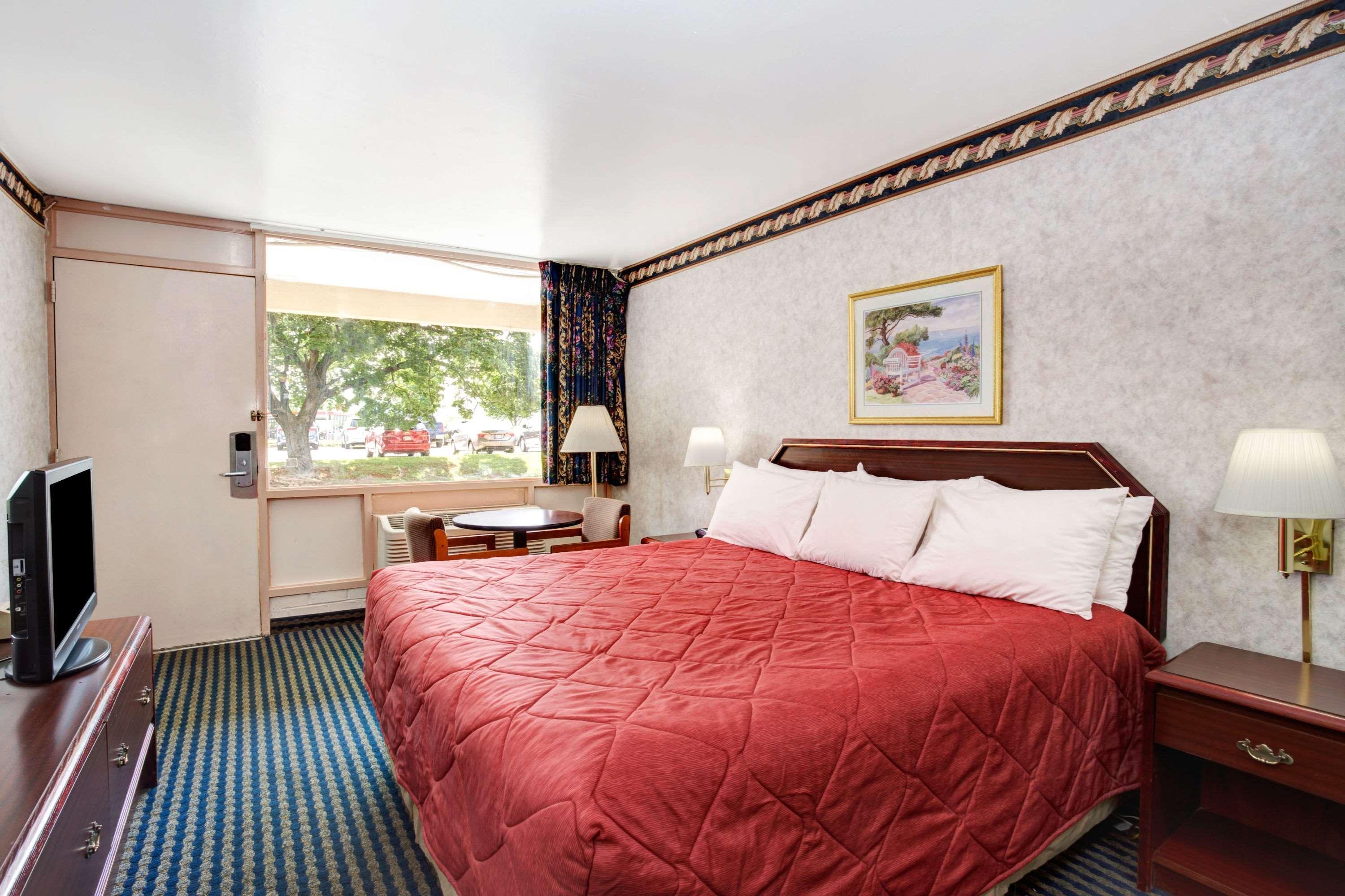 Ramada Limited Cockeysville Exteriör bild