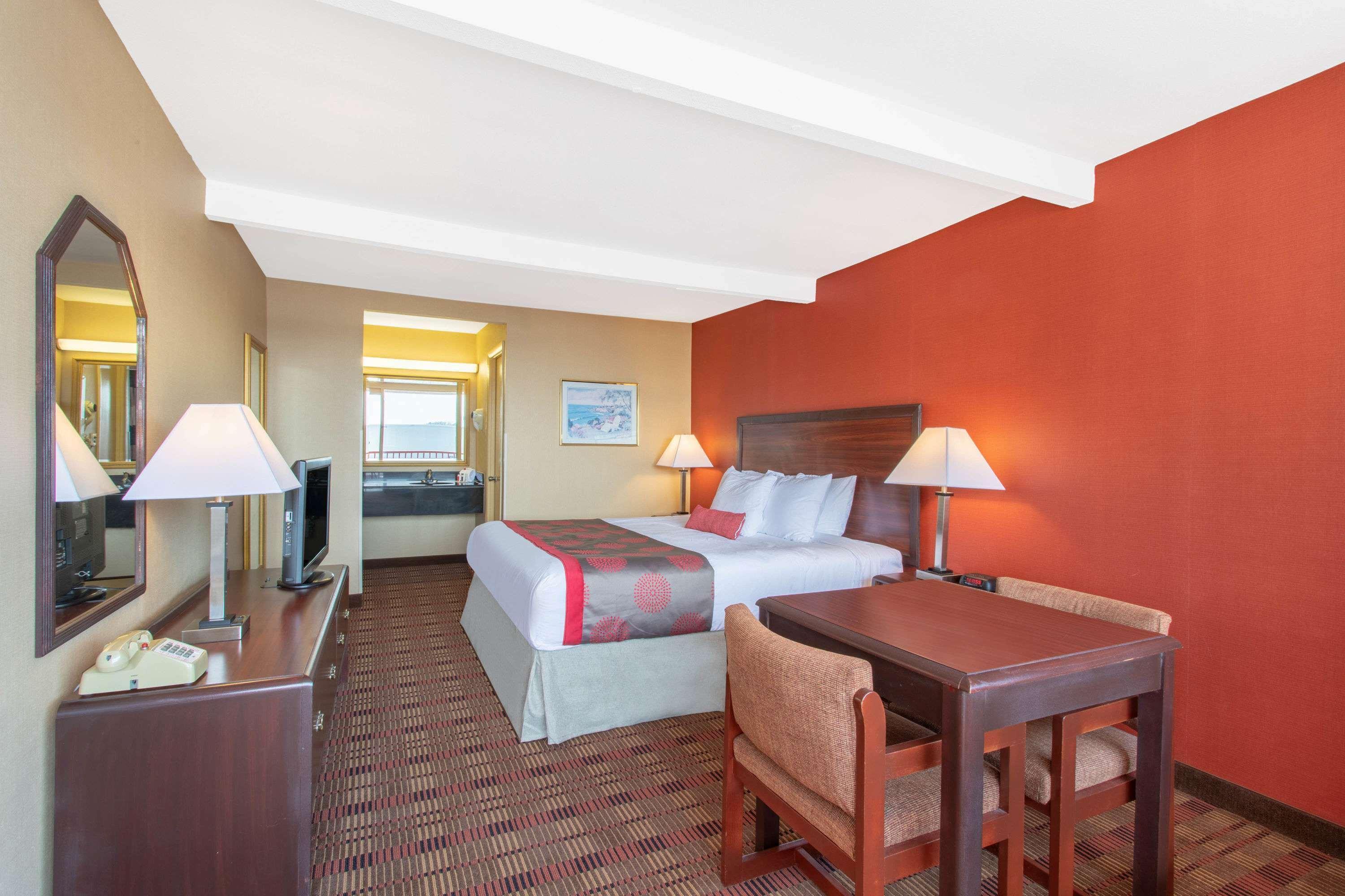 Ramada Limited Cockeysville Exteriör bild